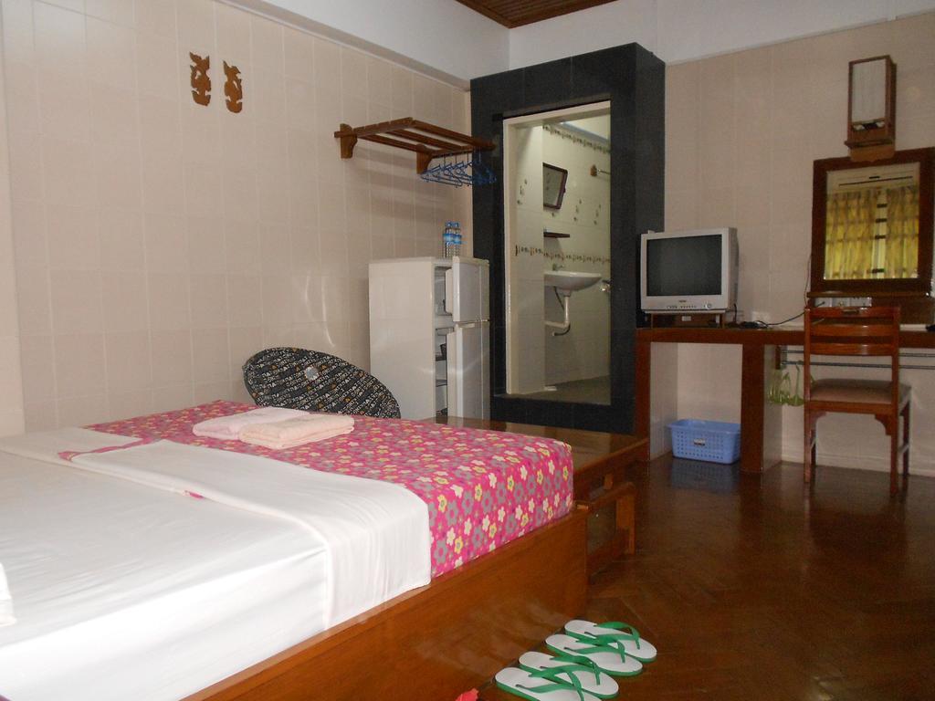 Chan Myae Guesthouse Yangon Exterior photo