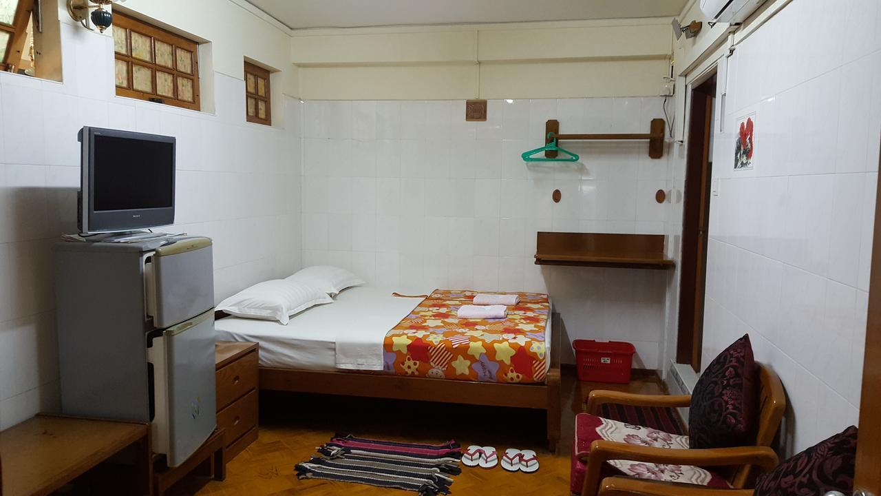 Chan Myae Guesthouse Yangon Exterior photo